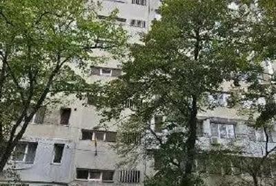 Apartament cu 3 camere semidecomandat în Drumul Taberei - 10