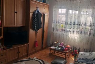 Apartament cu 2 camere decomandat în Rovine - 5