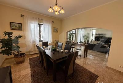 Casă cu 8 camere cu Teren 2759 Mp în Mușcel - 10