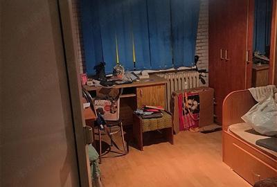 Apartament cu 3 camere decomandat în Titan - 2