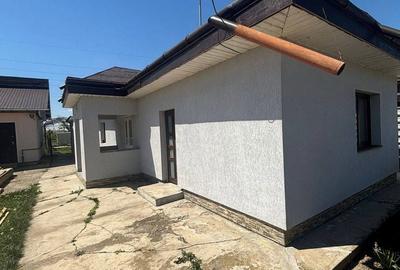 Casă cu 4 camere cu Teren 1070 Mp în Central - 3