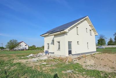 Casă individuală cu 4 camere cu Canalizare în Oncea - 2