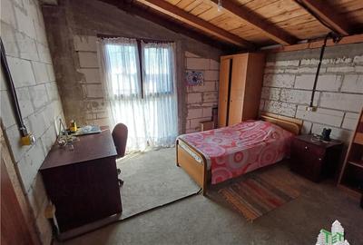 Vila cu 3 Camere si teren de 700 mp de vanzare in Frumusani - 6
