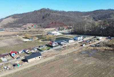 Teren de 559 mp, în Est - 4