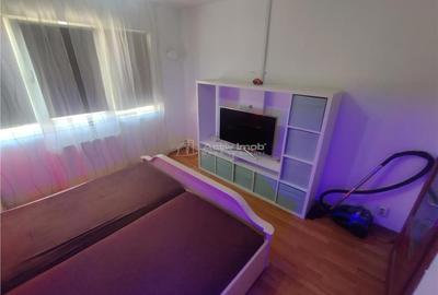 Apartament cu 2 camere decomandat, mobilat în Oravița - 4