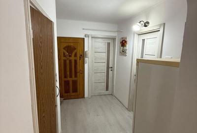 Apartament cu 2 camere decomandat în Fălticeni - 10