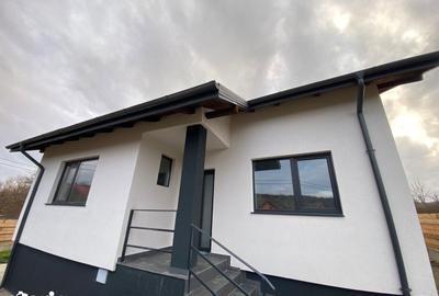 Casă cu 3 camere cu Teren 460 Mp în Miroslava - 7