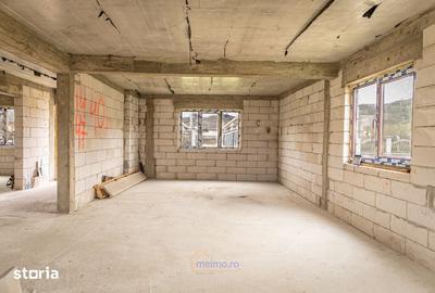 Casă cu 5 camere cu Teren 1440 Mp în Poduri - 9