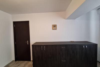 Apartament cu 2 camere semidecomandat, mobilat în Apărătorii Patriei - 2