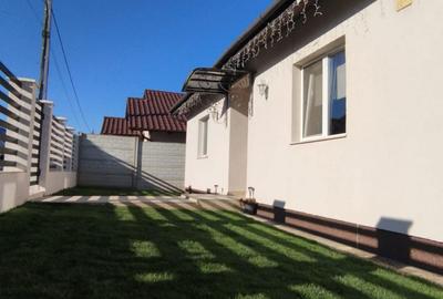 Casă cu 3 camere în Cihei - 1