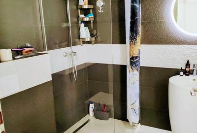 Casă cu 4 camere cu Teren 378 Mp în Blejoi - 14