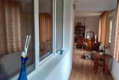 Inch. 2 cam. cf. 1 semid. parter cu balcon de 14 mp., mobilat si utilat, str. Hipodrom - Bariera - 7