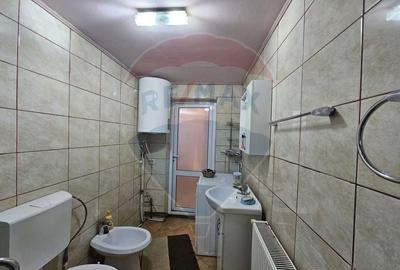 Casă cu 3 camere cu Teren 100 Mp în Central - 9