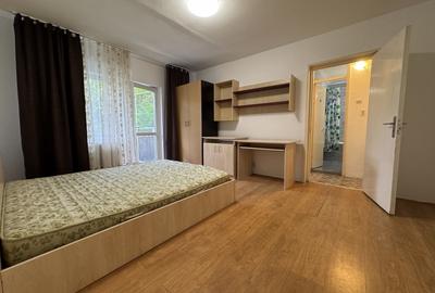 Apartament cu 3 camere semidecomandate - Grigorescu - 1