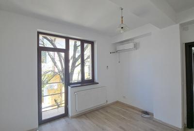 Birou, de 70 mp, în Unirii - 4