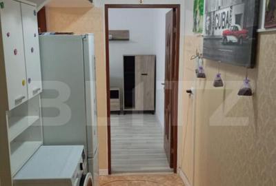 Apartament 3 camere, 48 mp, zona Micro 6 - 8