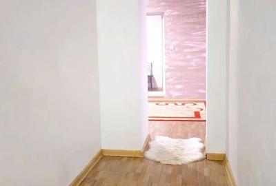 Casă individuală cu 2 camere cu Canalizare în Central - 9