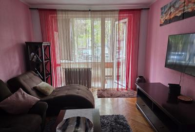 Apartament cu 3 camere decomandat în Central - 3