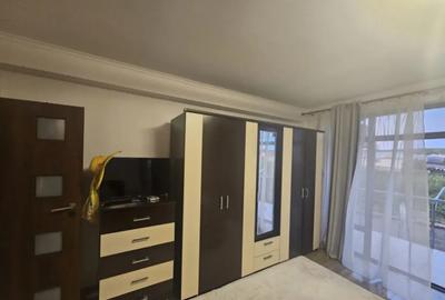 Casă cu 7 camere cu Teren 518 Mp în Cârcea - 4