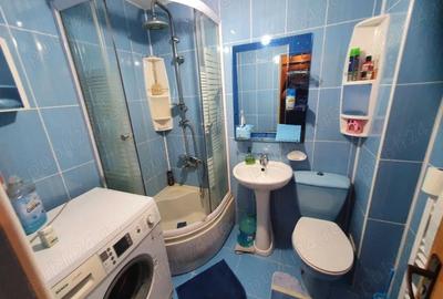 Apartament cu 2 camere decomandat în Vulcan