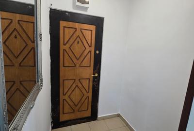 EROII REVOLUTIEI, str. Vigoniei, metrou, decomandat, 50 mpu, renovat, parcare - 17