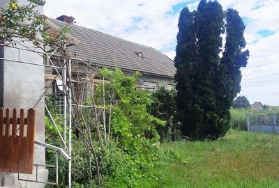Casa de vanzare, langa biserica, in zona centrala, in comuna Pilu, jude?ul Arad - 6