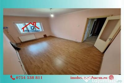 Apartament cu 3 camere decomandat în Mioriței - 14