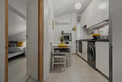 0 COMISION | Bloc Nou | 2 min Parc Sebastian - 12