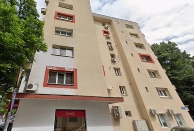 Apartament cu 3 camere decomandat în Dorobanți