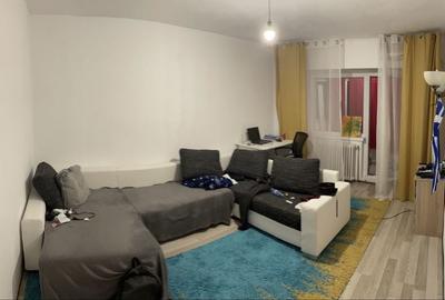 Apartament cu 4 camere decomandat în Central - 2
