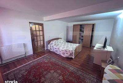 Casă cu 5 camere cu Teren 1000 Mp în Primăverii