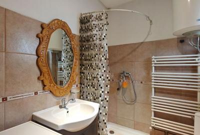 Casa ta individuala cu curte este aici - 13