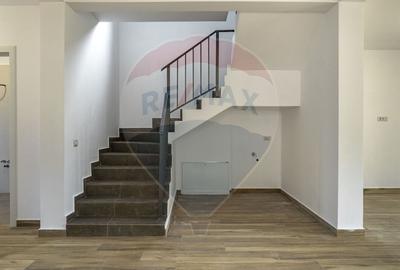 Casă cu 4 camere cu Teren 397 Mp în Tărlungeni - 11