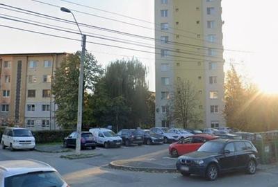 Apartament cu 3 camere semidecomandat în Săsar - 1