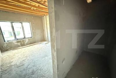 Casă cu 5 camere cu Teren 389 Mp în Central - 10