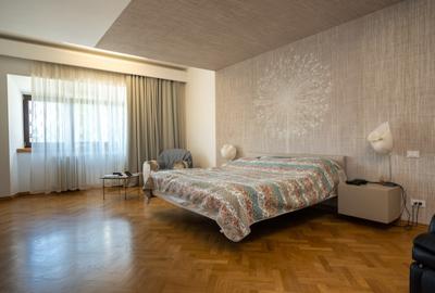 Vila spectaculoasa, complet renovata Dacia - 9