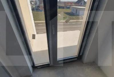 Casă cu 5 camere cu Teren 596 Mp în Giarmata - 8