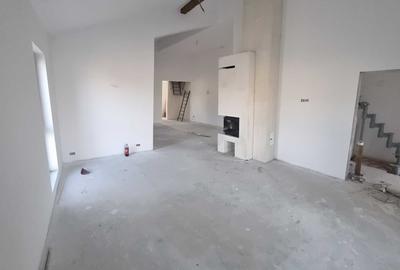 Casă cu 4 camere cu Teren 440 Mp în Ghiroda - 3