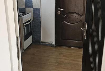 Garsonieră decomandată în Dârste - 2