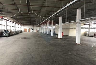 Spatiu industrial de inchiriat,  1650 mp, zona aeroportului, la etaj - 3