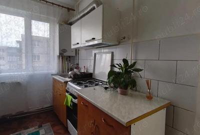 Apartament cu 2 camere decomandat în Gojdu - 12
