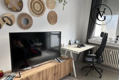Apartament cu 2 camere decomandat, mobilat în P-ța Romană
