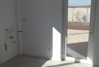 Casă cu 4 camere cu Teren 515 Mp în Central - 2