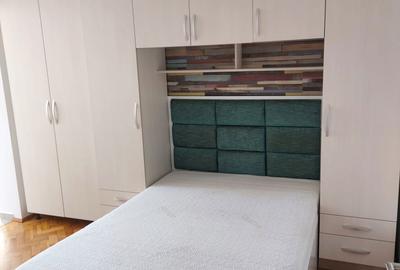 Apartament cu 3 camere semidecomandat în Central - 4