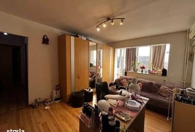 Apartament cu 3 camere semidecomandat în Craiovița Nouă - 2