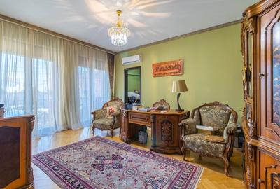 Casă individuală cu 11 camere cu Canalizare în Central - 9