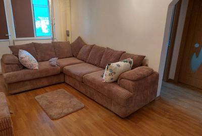 Apartament cu 3 camere semidecomandat în Brezoi - 1