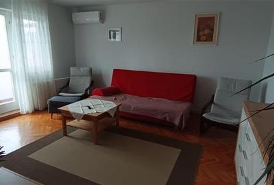 Apartament cu 4 camere decomandat în Simeria - 3