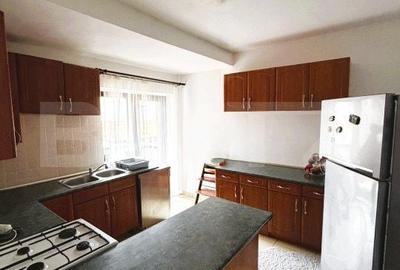 Casă cu 6 camere cu Teren 290 Mp în Central - 13