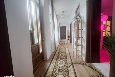 Casă cu 7 camere cu Teren 1227 Mp în Negru Vodă - 8